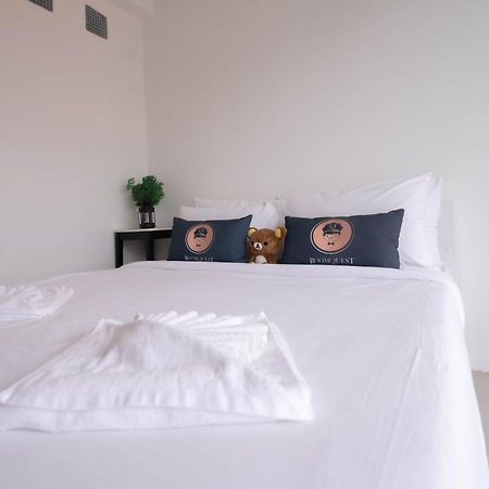 Roomquest Bangkok Sukhumvit 50 Eksteriør bilde