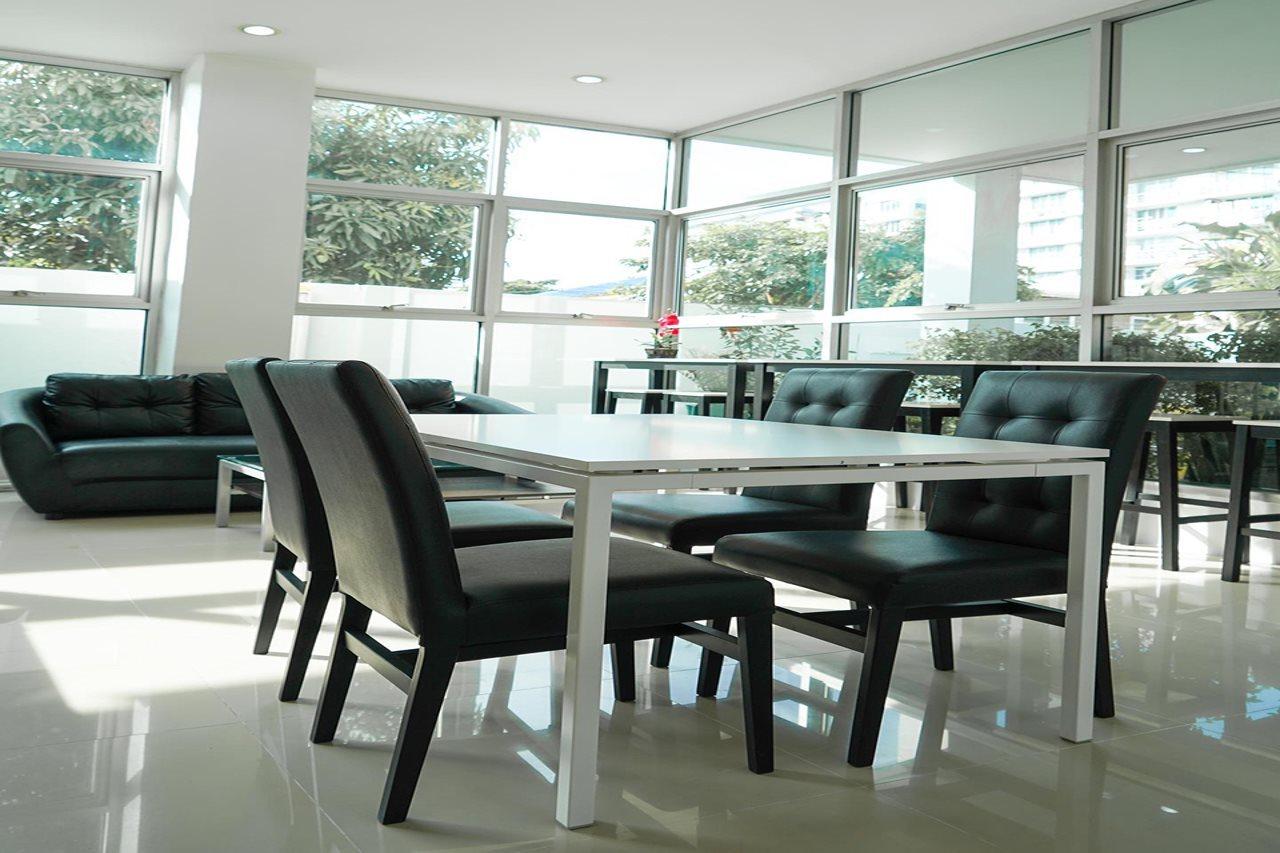 Roomquest Bangkok Sukhumvit 50 Eksteriør bilde