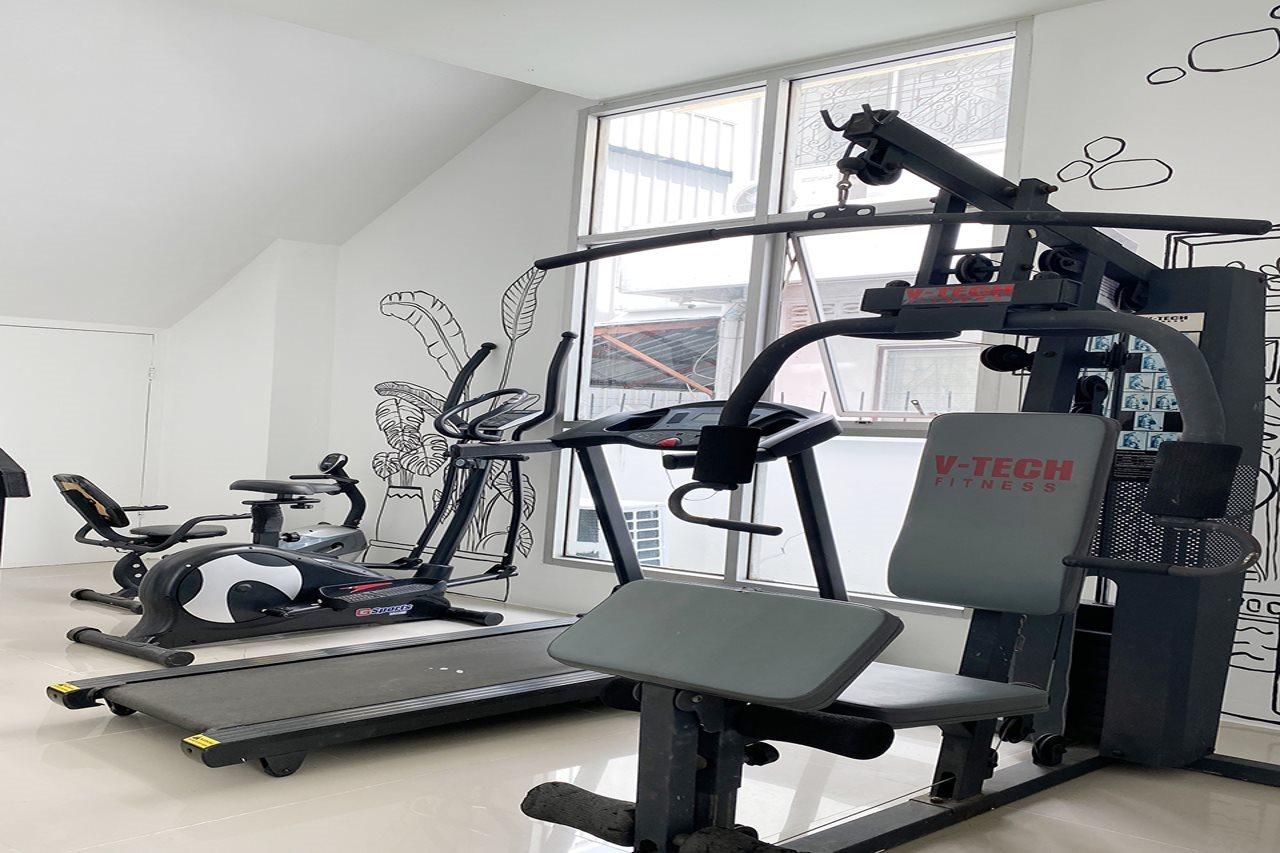 Roomquest Bangkok Sukhumvit 50 Eksteriør bilde