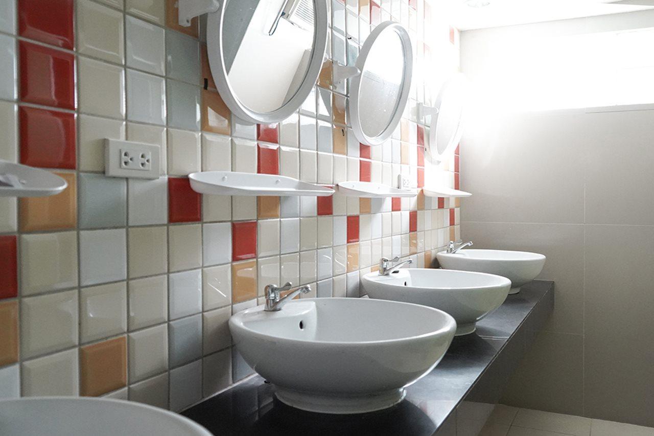 Roomquest Bangkok Sukhumvit 50 Eksteriør bilde